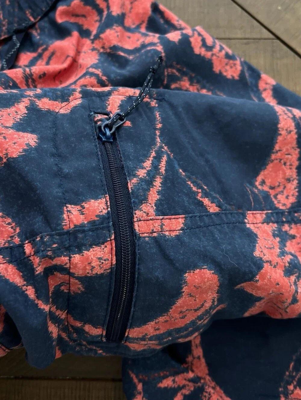 Patagonia Baroque Floral Drawstring Hybrid Boardshorts Men's SZ W33